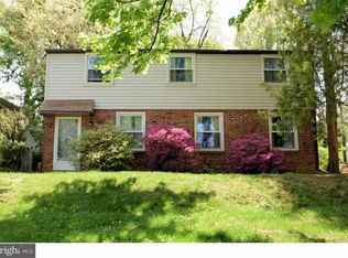 4041 S Warner Rd, Lafayette Hill, PA 19444