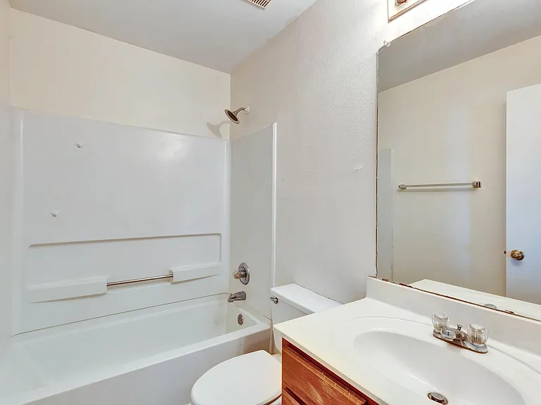 5204 Bahan Dr — Photo 27