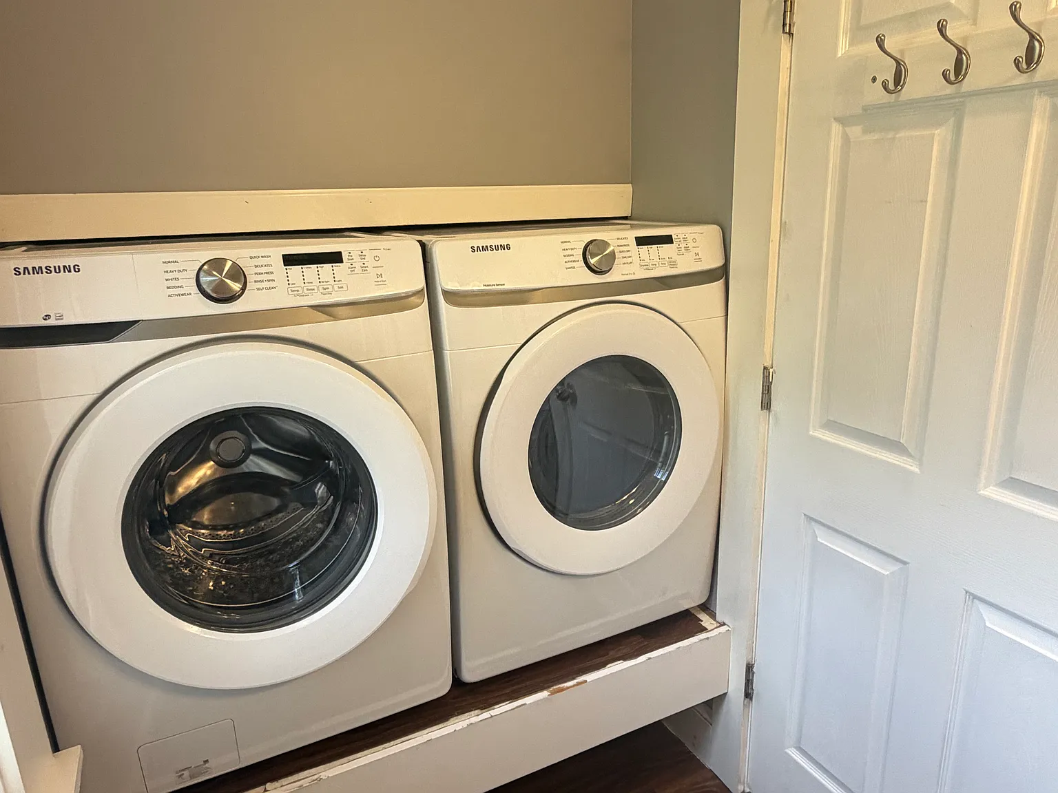 3 bed, 1.5 bath, 1224 sqft, $3,150 — Photo 4