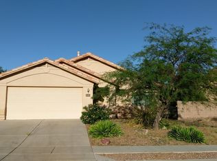 3383 S Thunder Chorus Rd, Tucson, AZ 85713