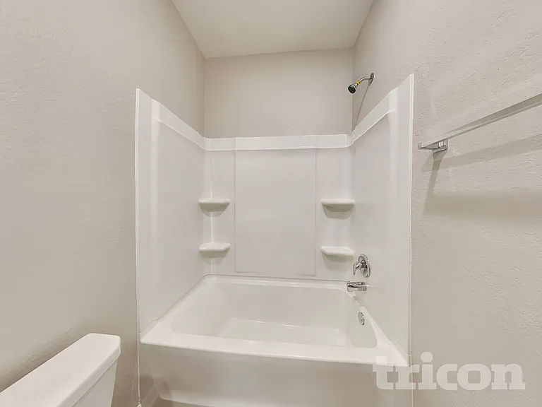 109 Innis Brook Cir — Photo 14