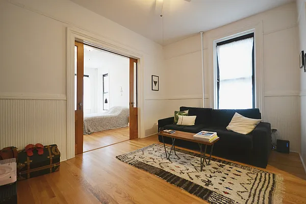 Rented by Bold New York | media 3
