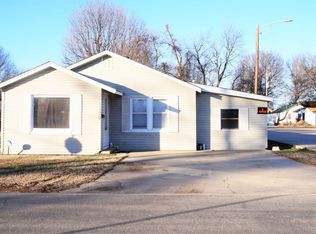1100 E 3rd St, Kennett, MO 63857