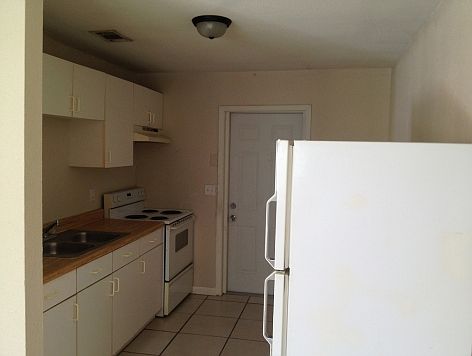 3rd image of 15664 Westminister Ave APT B
