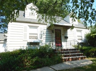 921 Woodland Ave, Union, NJ 07083