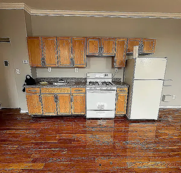 57 Tapscott St #4E — Photo 2