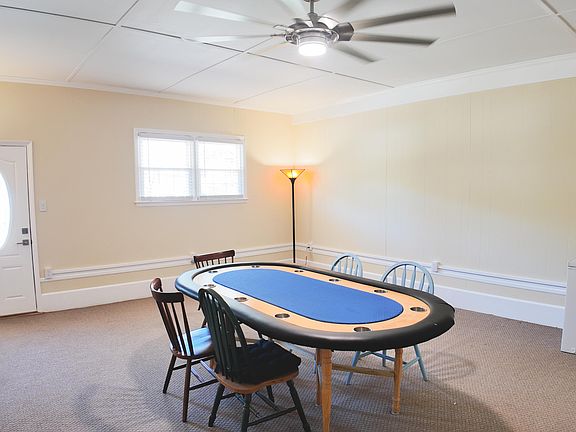 5th image of 1013 Lakeview Drive