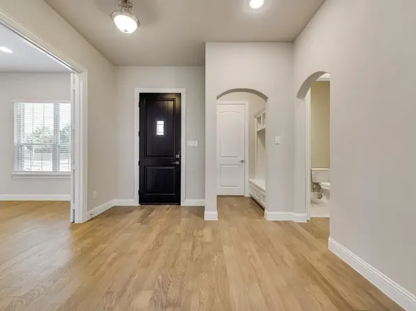 4044 Crowe Ln, McKinney, TX 75071