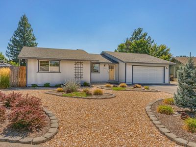2618 Cliffrose Ct, Medford, OR, 97504