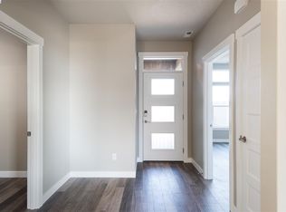 2795 Friesian Ct, West Richland, WA 99353
