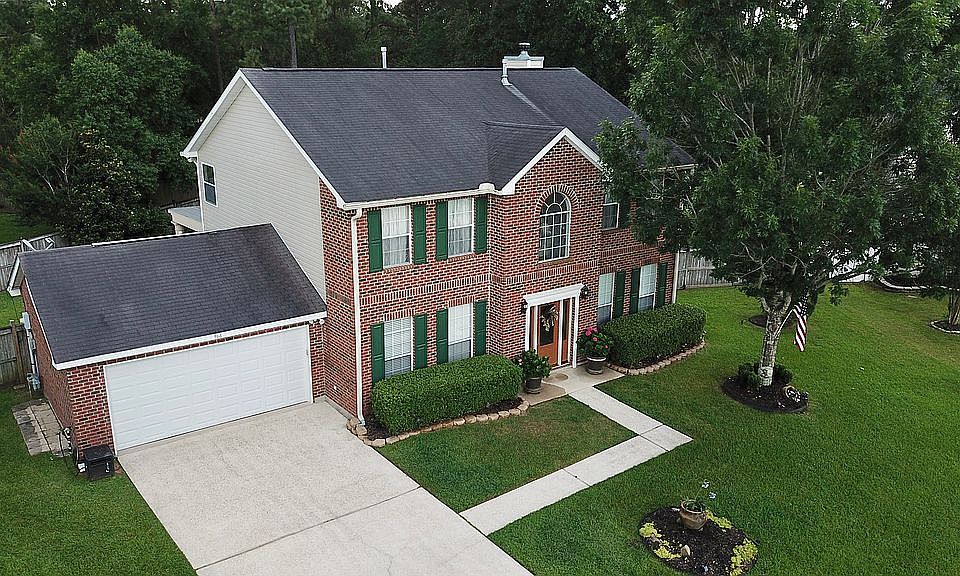 1st image of 966 Valerie Dr