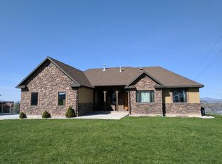 336 Creekside Ln, Gardendale, AL 35071