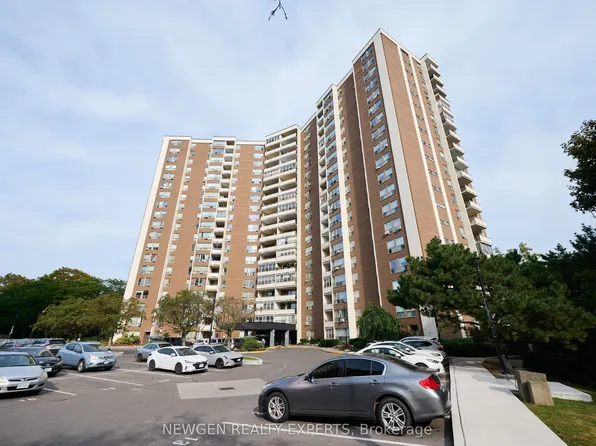 60 Pavane Linkway, Toronto, ON