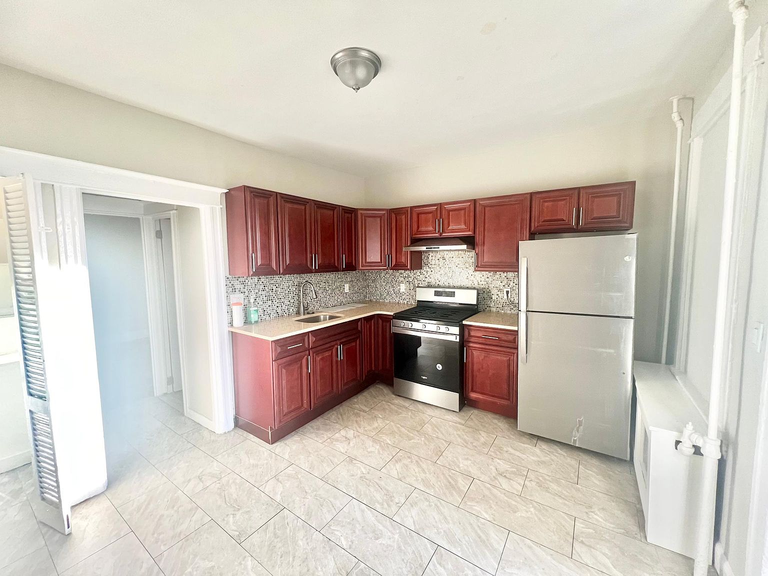 147 Beech St APT 2L, Yonkers, NY 10701 Zillow