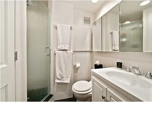 Sold by Ann Ferguson, LLC | media 10