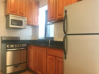 Rented by Premier Metro Realty Corp