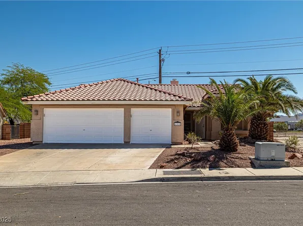 688 Arrowhead Canyon Dr, Henderson, NV 89002