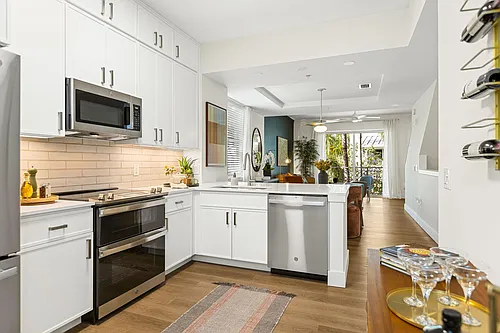ANKR Wilton Manors Photo 1