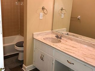 1084 Pinehurst Trl, Grayson, GA 30017