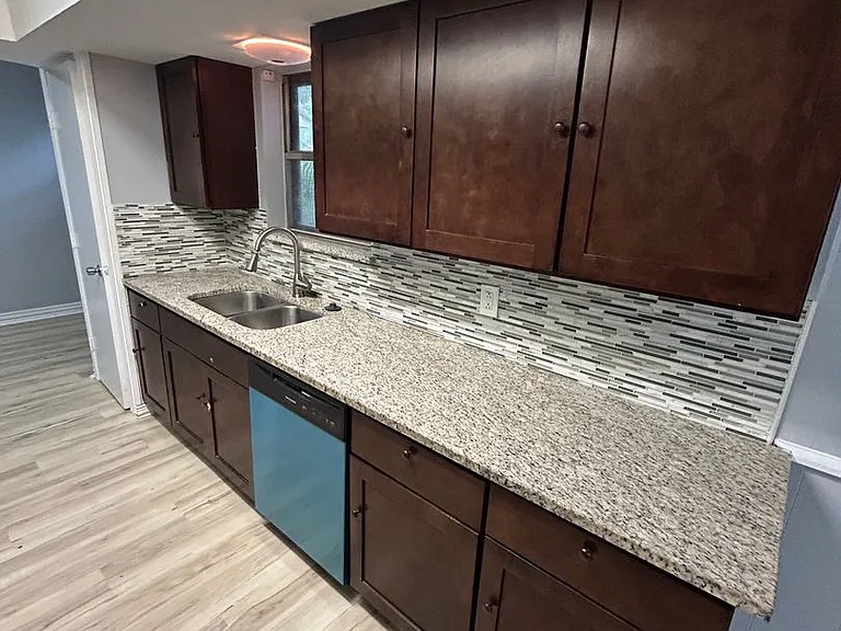 2021 Aloha Dr — Photo 8