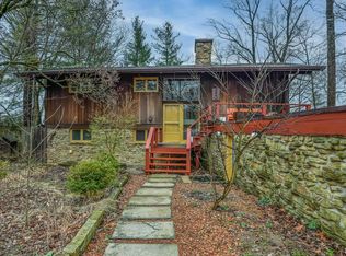 304 E Blue Ridge Dr, Bloomington, IN 47408