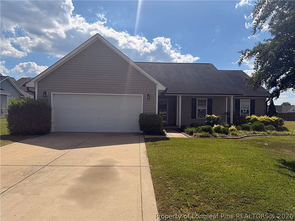 3 bed, 2.0 bath, 1492 sqft, $1,800 — Photo 1