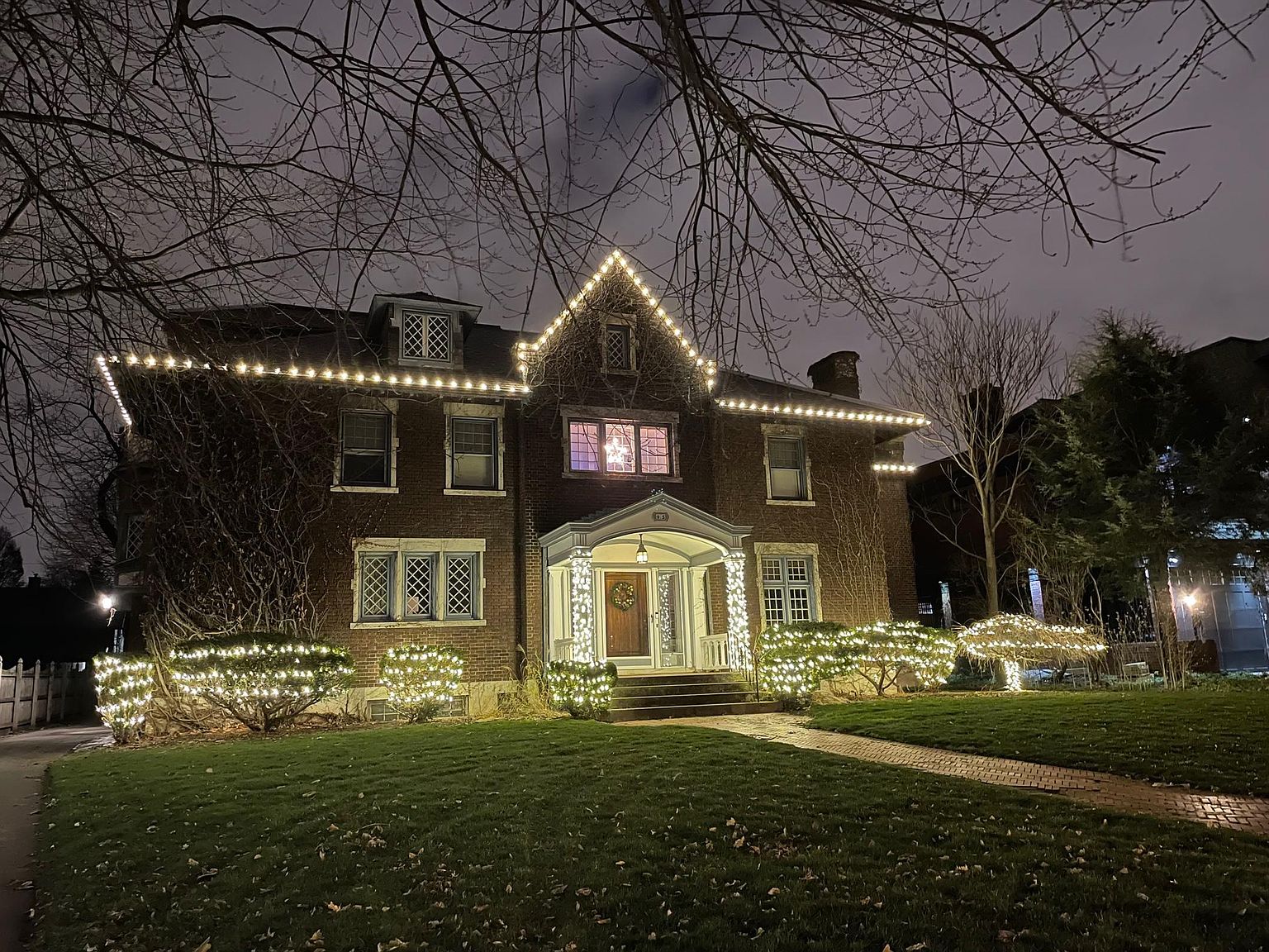 95 Oakland Pl, Buffalo, NY 14222 Zillow