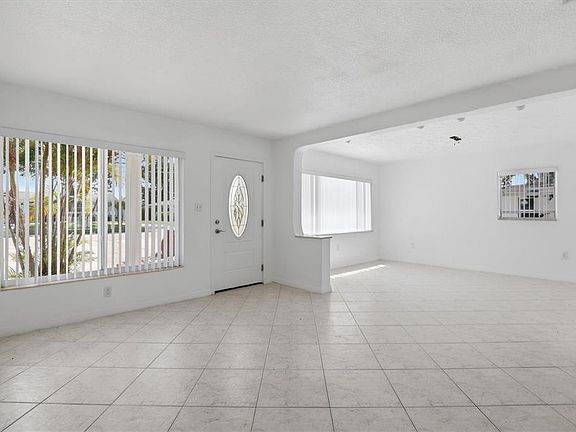 5th image of 721 BAYSHORE DRIVE
