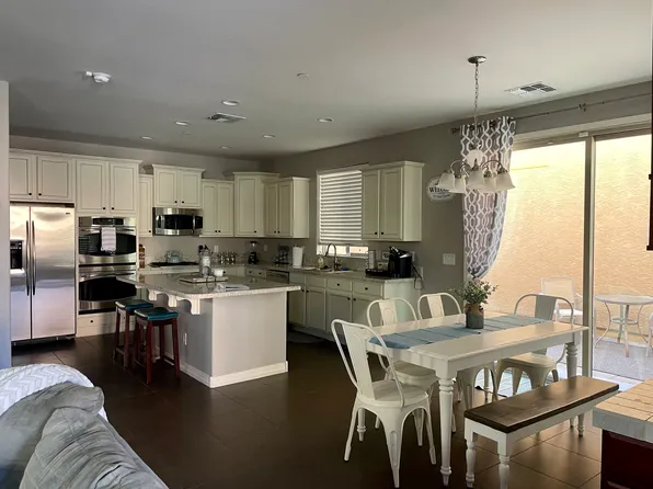 9245 W Coolbrook Ave, Peoria, AZ 85382