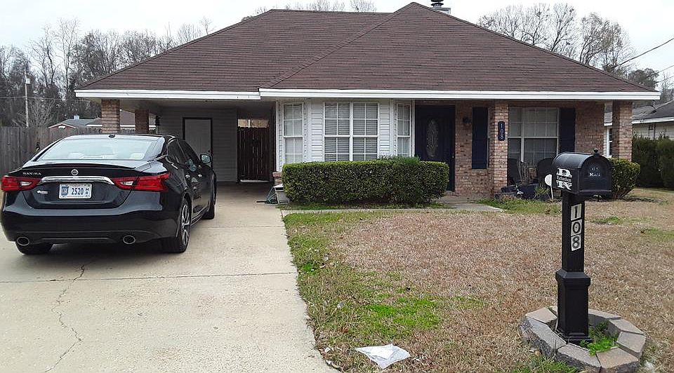 1st image of 108 Fleetwood Dr