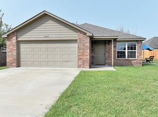 2505 Hunters Ct, Claremore, OK 74019