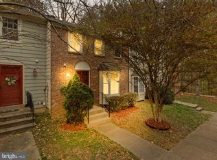 5701 Walnut Wood Ln, Burke, VA 22015