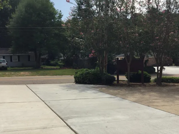 819 Center St, Ruston, LA 71270