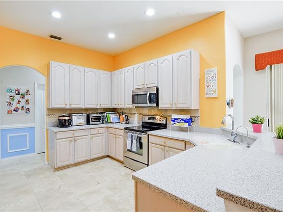 4th image of 3730 Cold Creek Dr