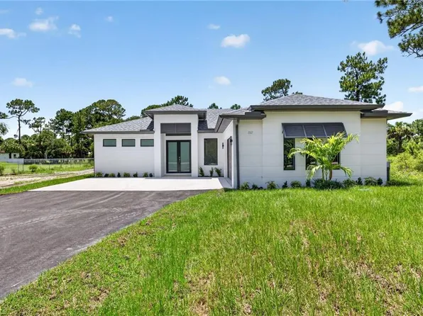 1867 Everglades BLVD N, NAPLES, FL 34120