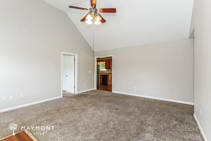 965 Skyview Lake Rd — Photo 4