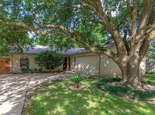 18203 Navajo Trail Dr, Spring, TX 77388