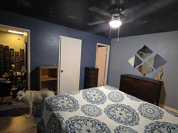 room from corner