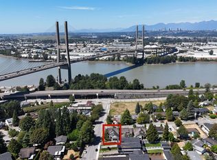 10302 Main St, Delta, BC V4C2P3