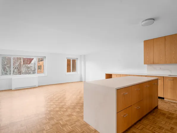 100 West 89th Street image 1 of 9