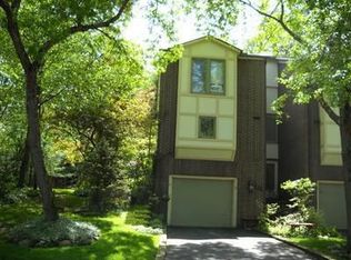 6872 W Fitzwater Rd #40, Brecksville, OH 44141