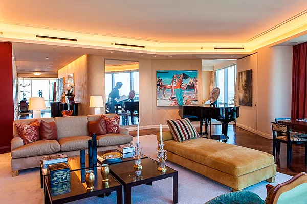 Sold by Corcoran | media 2