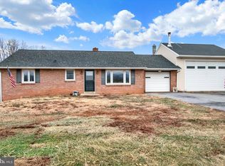 30 Lausch Rd, Denver, PA 17517