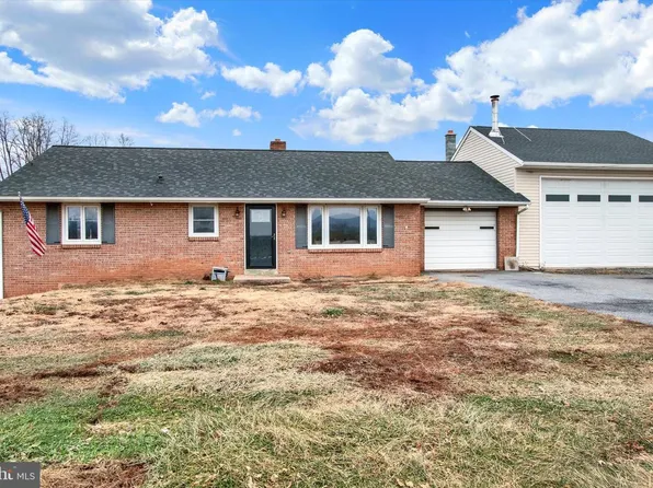 30 Lausch Rd, Denver, PA 17517