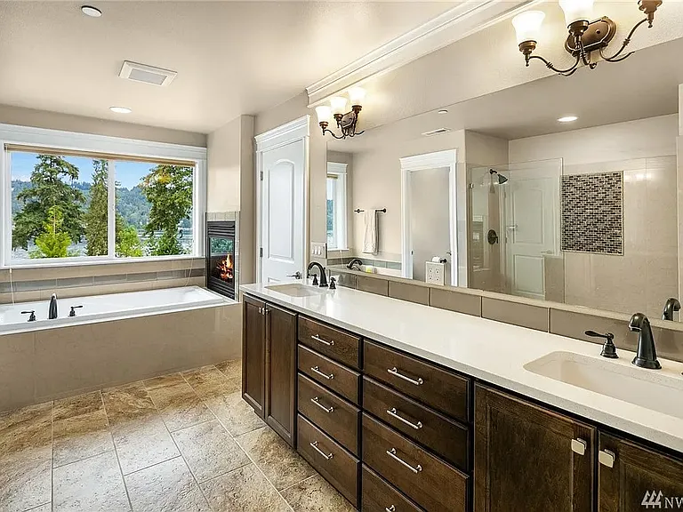 2829 W Lake Sammamish Pkwy NE — Photo 40