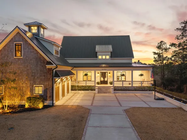 806 Johns Orchard Lane, Wilmington, NC 28411