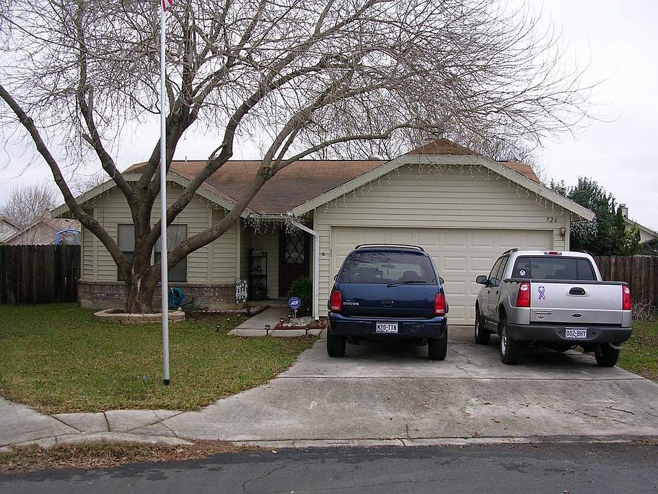 1st image of 726 Cypresstree Dr