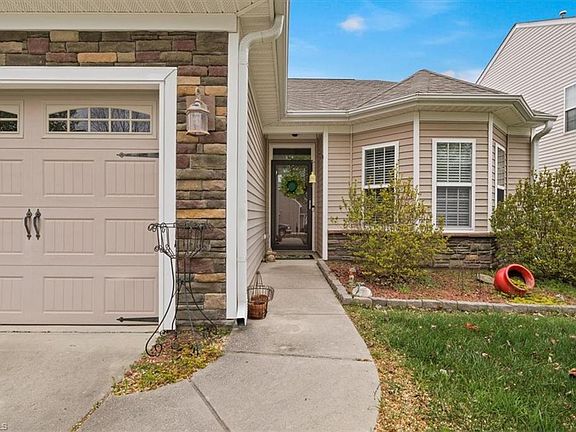 3rd image of 2321 Talon Dr