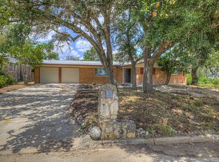 129 Young Ave, Universal City, TX 78148