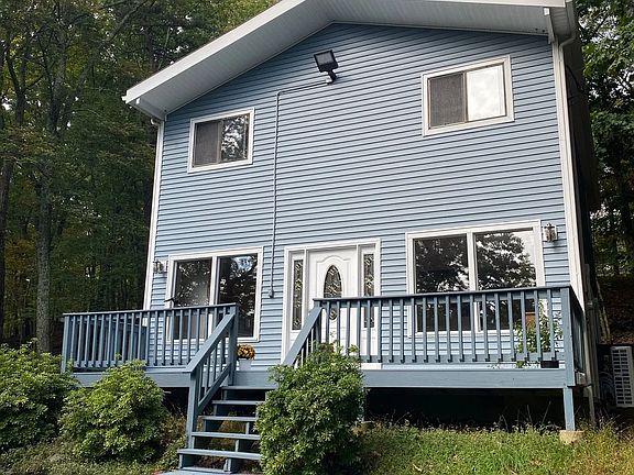 2nd image of 137 Sunset Dr